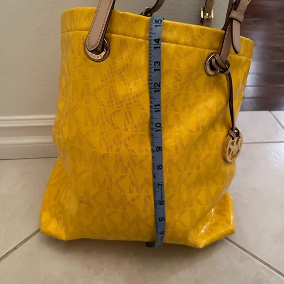 Michael Kors Bag - Picture 4 of 4